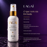 O que tem na fórmula da Bruma Clareadora MoonLit 120 ml: alfa-arbutina, niacinamida, ácido hialurônico hidrolisado, hialuronato de sódio e crosspolímero, extrato de acerola, camomila e flor de laranjeira amarga. Com teste de eficácia comprovada, livre de parabenos, corantes artificiais e sulfatos.