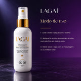 Modo de uso da Bruma Clareadora MoonLit 120 ml em 3 passos: 1 lave o rosto e seque; 2 aplique 2 vezes ao dia, de manhã e à noite, em jato fino por todo o rosto; 3 deixe secar e siga com a maquiagem ou o protetor solar.